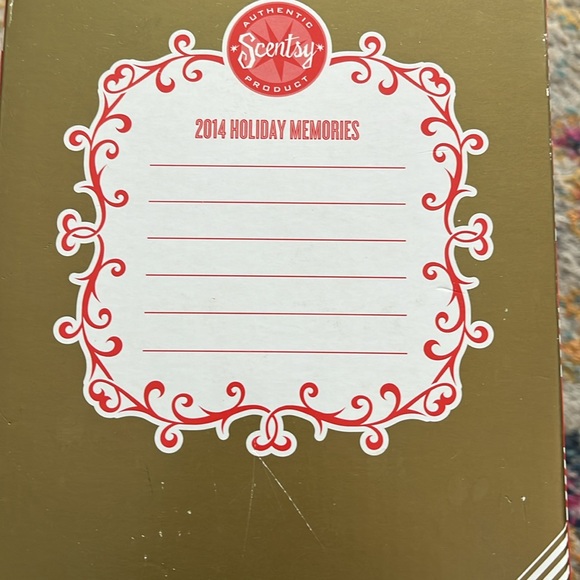 **RESERVED** Scentsy 2014 Limited Edition Nutcracker Warmer w/Ornament - Picture 8 of 13